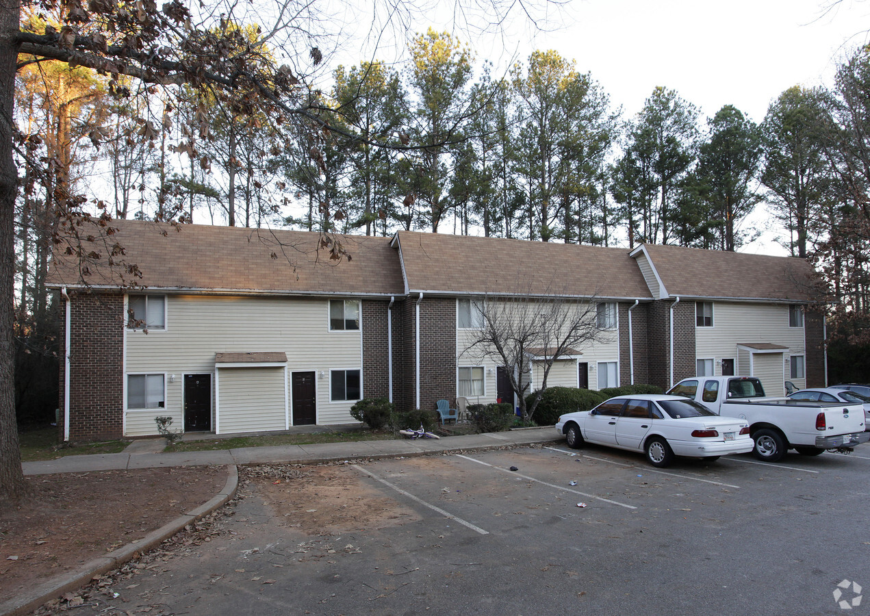 Shenandoah Apartments - Shenandoah Apartments
