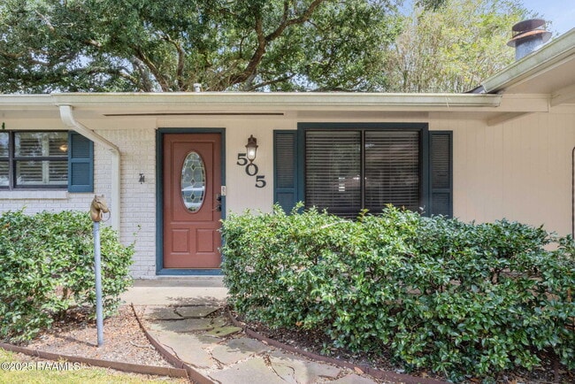 Photo - 505 Dafney Dr