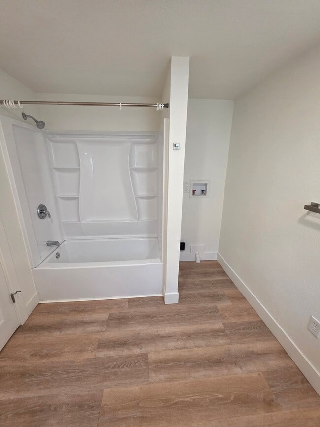 336 Warren Ave Unit 336 warren ave unit A
