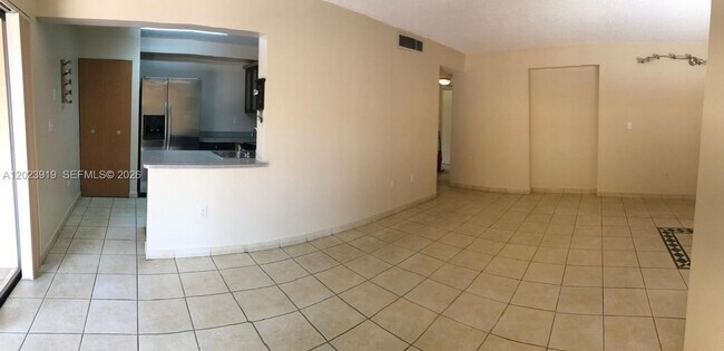 341 W Park Dr