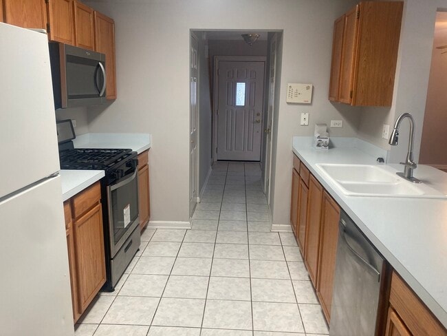 Photo - 1093 Symphony Dr