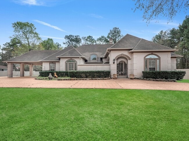 Building Photo - 19652 Riverwalk Dr
