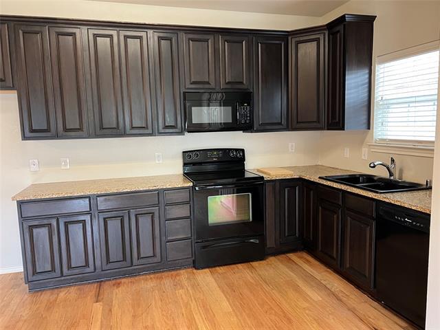 Photo - 1012 Churchill Dr