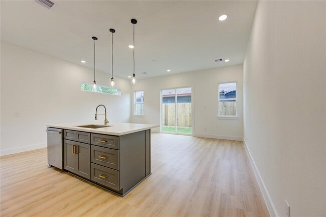 Photo - 4029 Knoxville St Unit B