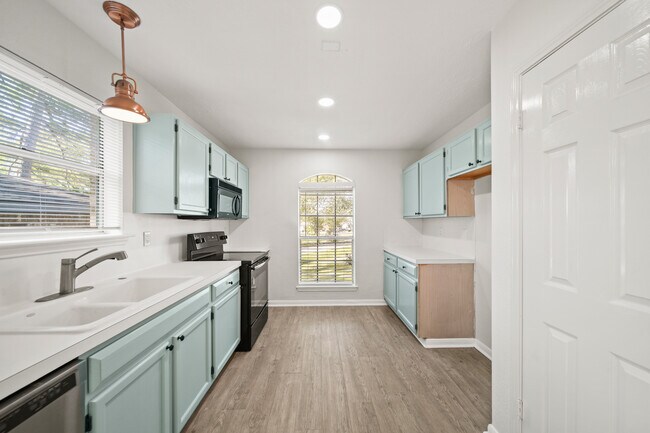 Photo - 230 Cool Cove