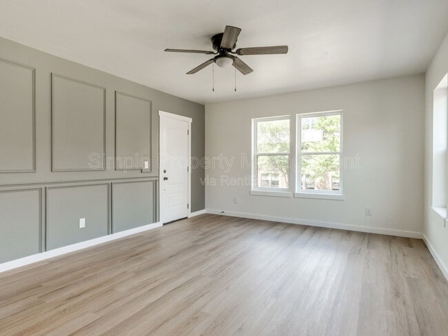 Photo - 814 W Hill St Unit 1 1
