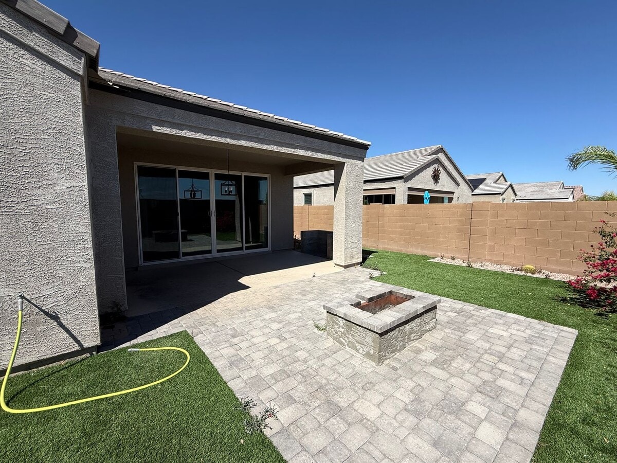 Photo - Beautiful Newer 4 Bedroom 3 Bathroom Anthem at Merrill Ranch Home!