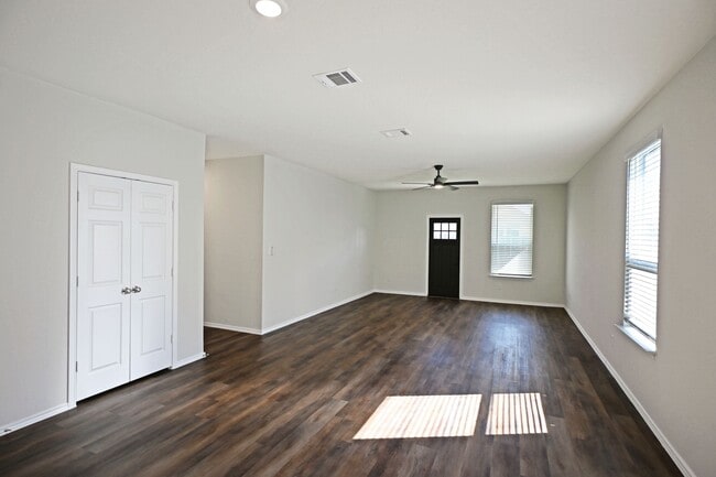 Photo - 963 Steeplebush