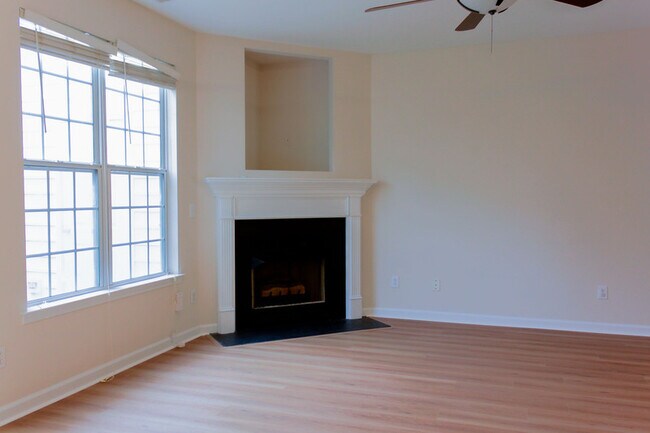 Photo - 2204 Valley Haven Dr