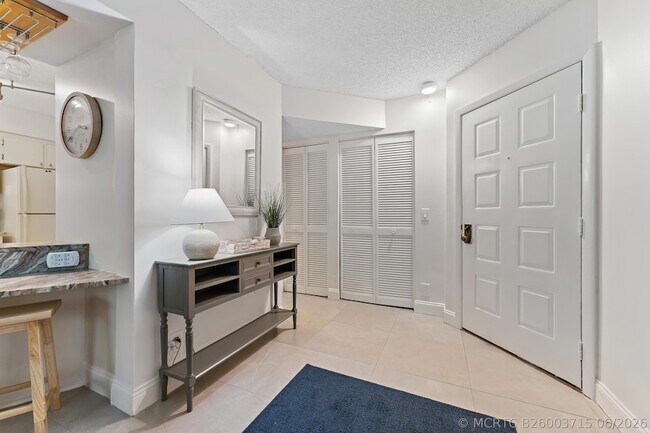 1605 S US Hwy 1 Unit E104