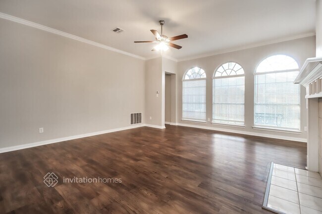 Photo - 2821 Alcot Ln