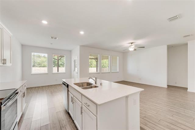 Photo - 728 Alden Dr