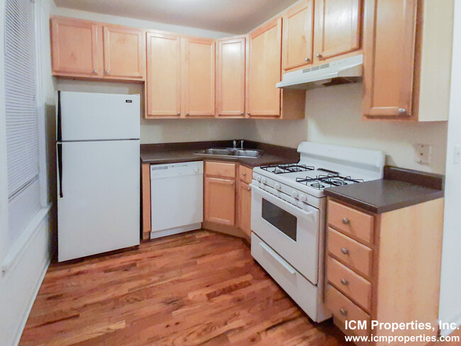 Photo - 2614 N Racine Ave Apartments Unit 2602