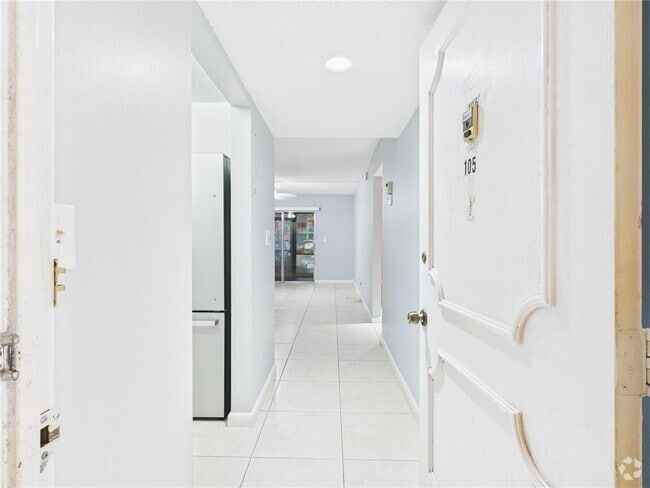 Building Photo - 4113 NW 88th Ave Rental