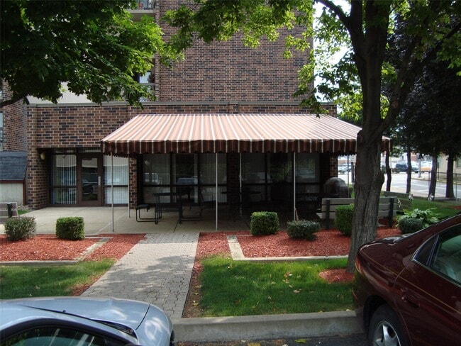 Photo - 1826 Monongahela Ave