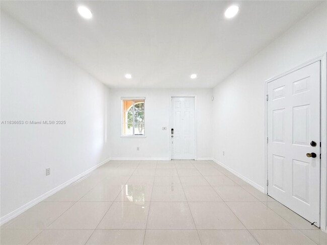 Photo - 16562 SW 71st Ter