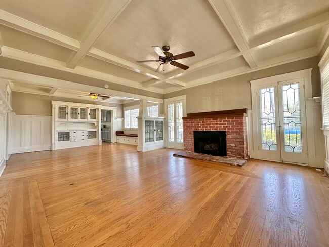 Photo - Stunning Craftsman 4 Bd / 2 Bath home in the heart of North Park!!