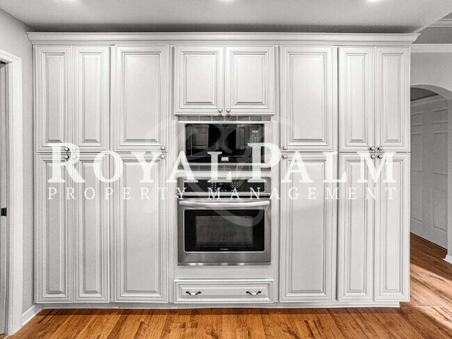 Photo - 326 SW 29th St