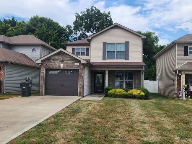 Building Photo - Welcome to Clarksville! Rental