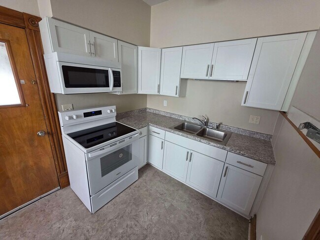 Photo - 709 Main St Unit 709 Main  1