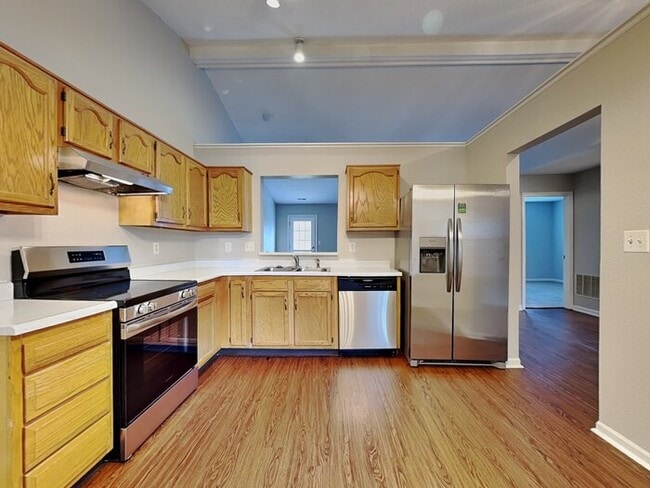 Photo - 409 Bridgestone Dr