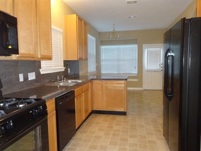 Photo - 3931 Oak Plank Rd