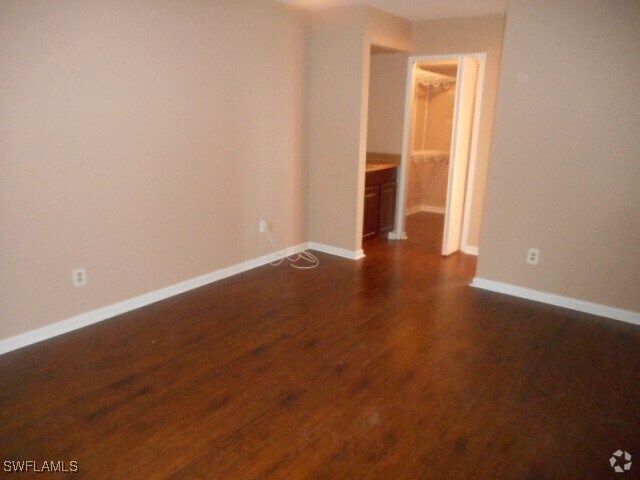 Building Photo - 4218 SE 6th Pl Rental