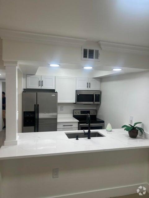 Building Photo - 6043 10th Ave N Unit 129 Rental