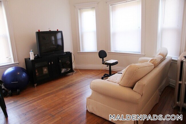 Photo - 17-19-19 Washington St S Unit 111