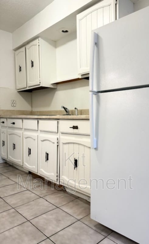 Photo - 5730 Gay St