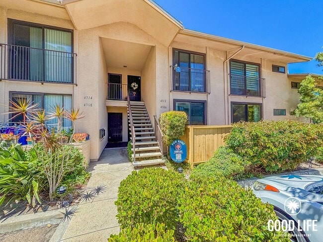 Building Photo - Spacious 2BD/2BA Condo in Hillcrest with Private Balcony, Community Pool & Tennis Court