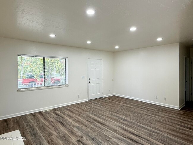 Photo - 506 E Taylor St
