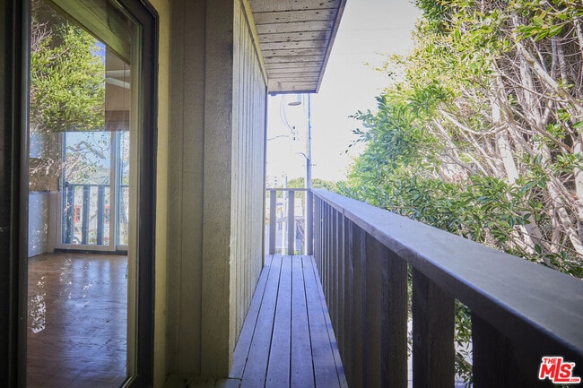 Photo - 302 Ashland Ave Unidad 201