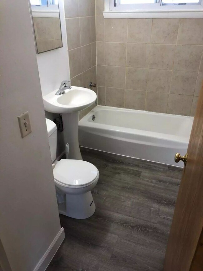 Photo - 5405-5407-5407 N 37th St Unit 5405