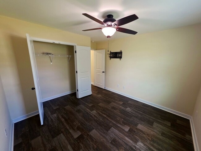 222 Rowland Dr