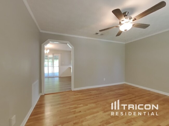 Photo - 7179 Carolyn Cir