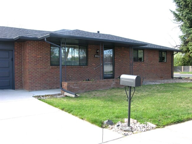 Building Photo - Great Home in Loveland