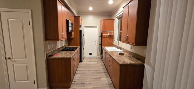 Photo - 2221 Grant Ave