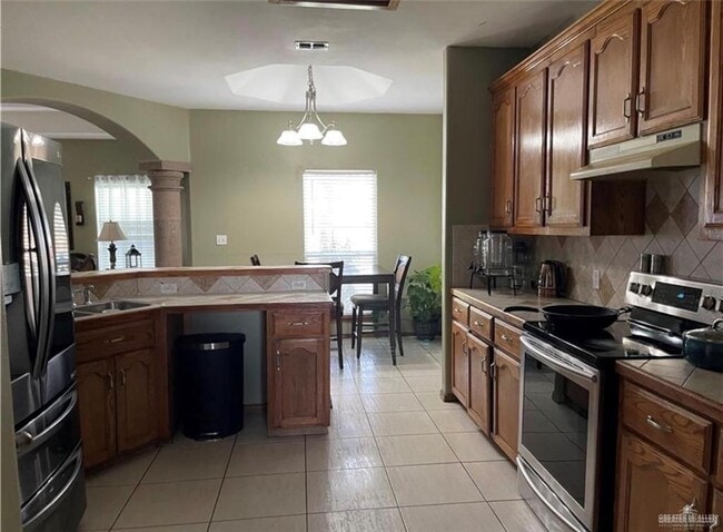 Photo - 16 Nappa Valley Dr