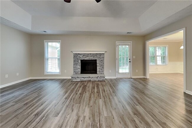 Photo - 70 Leighs Grove Way