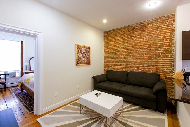 237 Northampton St Unit 1