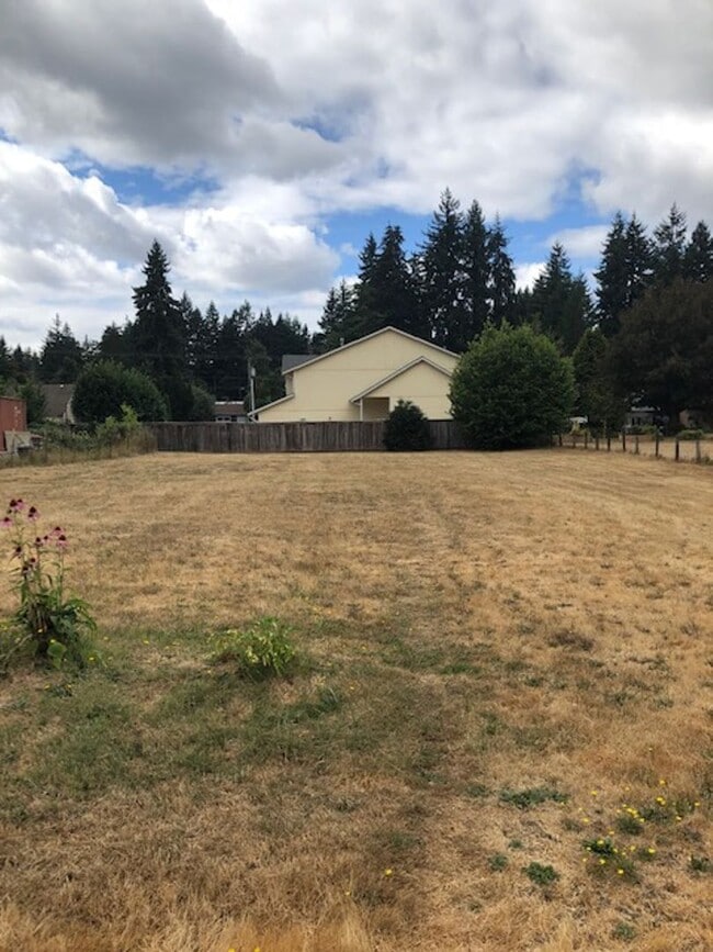 Photo - Charming & Clean Home in the Heart of Lacey!