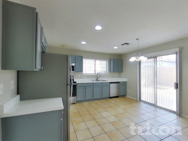 Photo - 3275 S Conestoga Rd
