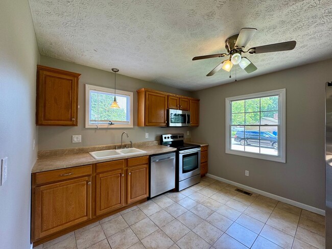 Photo - 7067 Darnell St