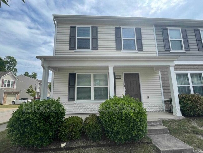 Building Photo - 3901 Swinton St Rental