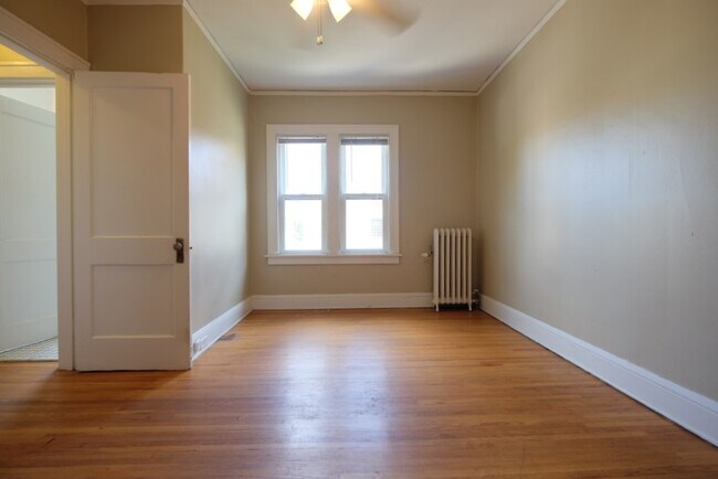 Photo - Emerson Apartments