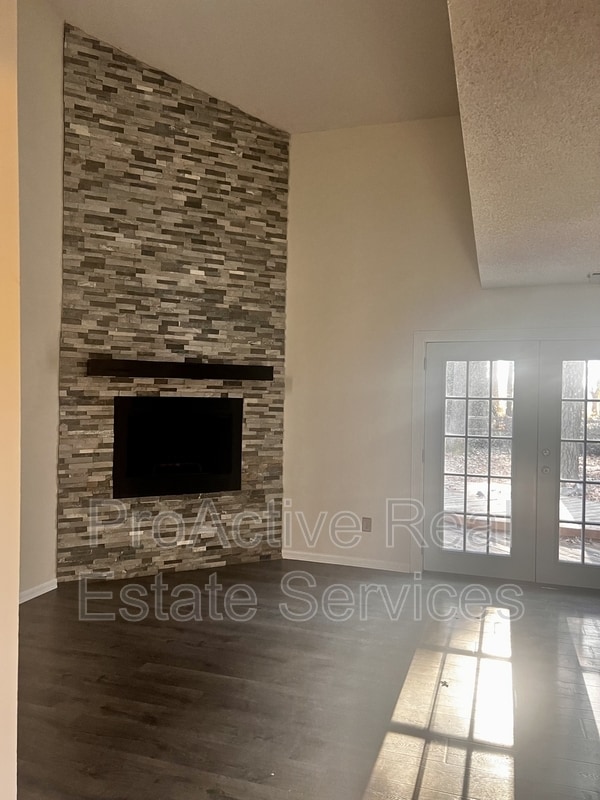 Photo - 5761 Luck Ln