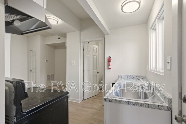 27 S Jefferson St Unit C