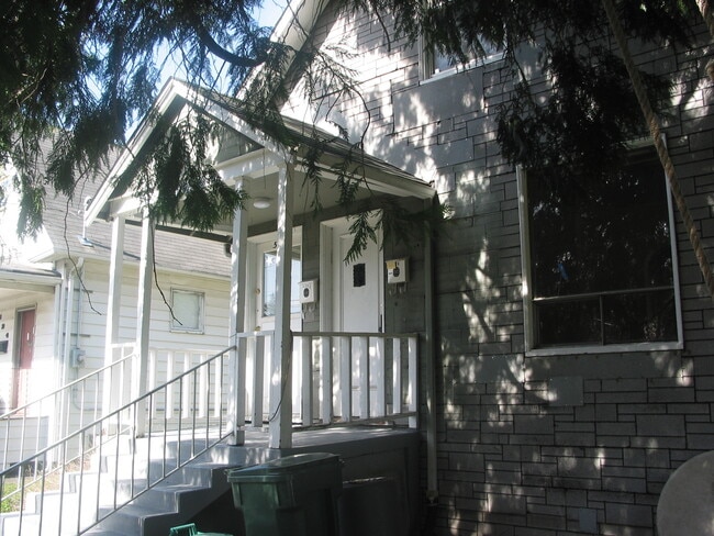 Building Photo - 528 N 76th St Unit Lower