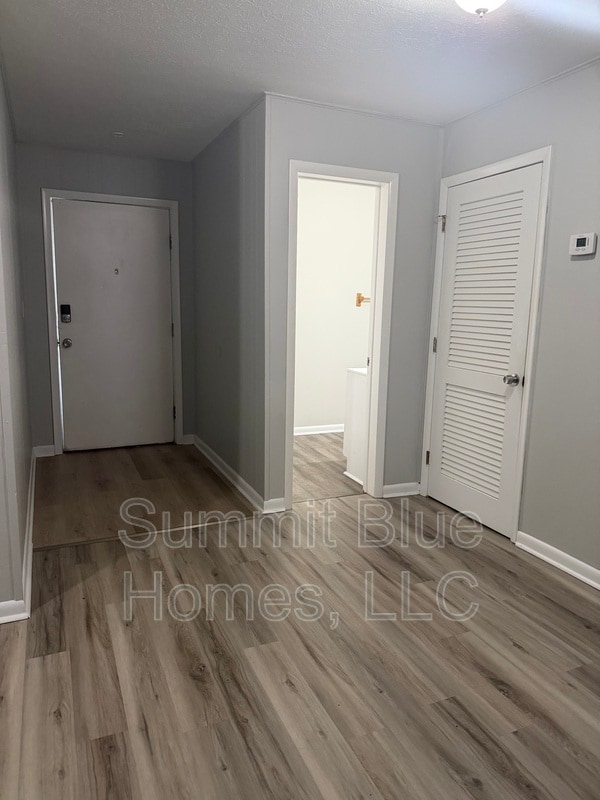 Photo - 3955 Kent St Unidad 19